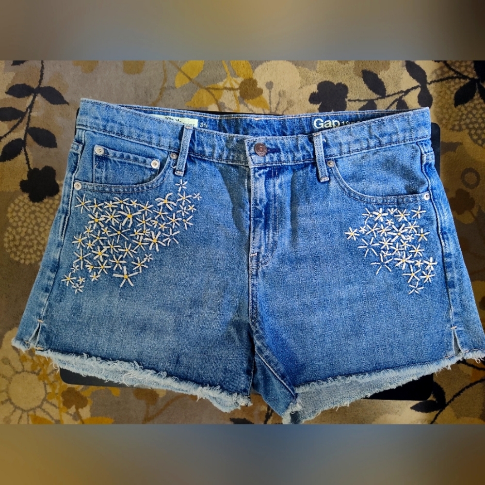Gap Original Best Girlfriend Shorts (31t)